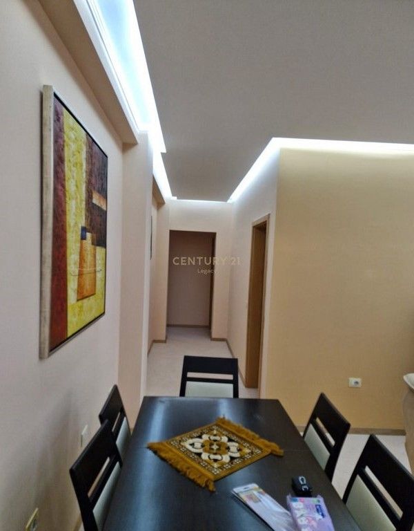 2+1 Apartment for rent – near Kosovarëve Street