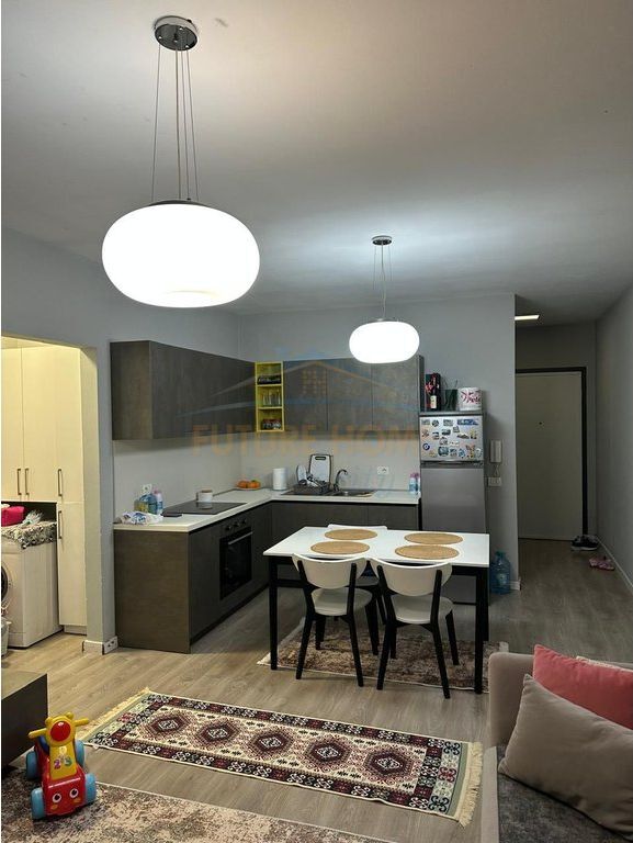 Qera, Apartament 1+1+Post Parkimi, Fusha e Aviacionit, Tiranë.