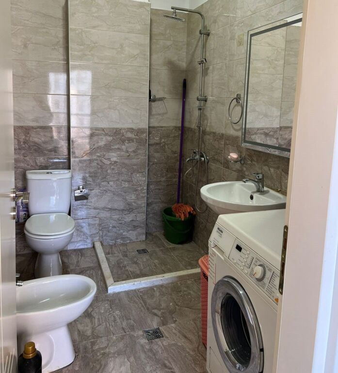 🏡 JEPET ME QIRA | APARTAMENT 1+1 — Kompleksi Kontakt