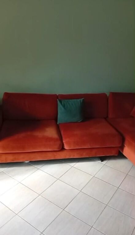 Jepet me qera Apartament 2+1, rruga 5 Maj pas Concord Center 500 mije leke