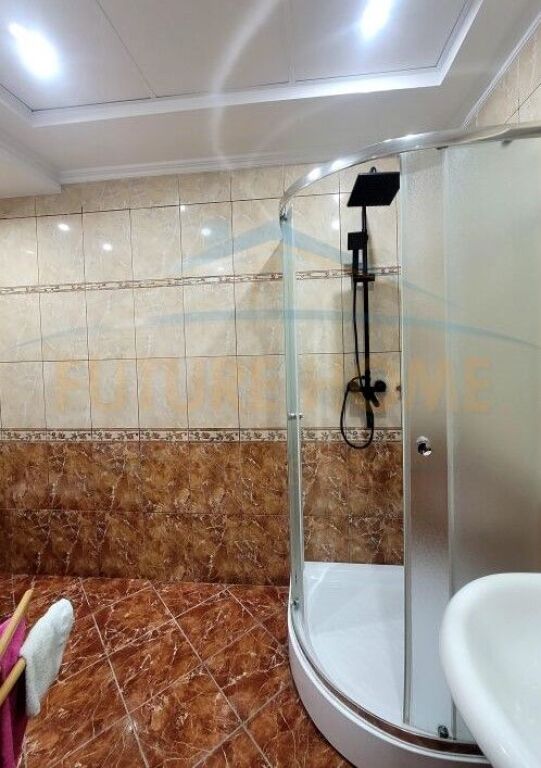 Qera, Apartament 2+1+2, 21 Dhjetori