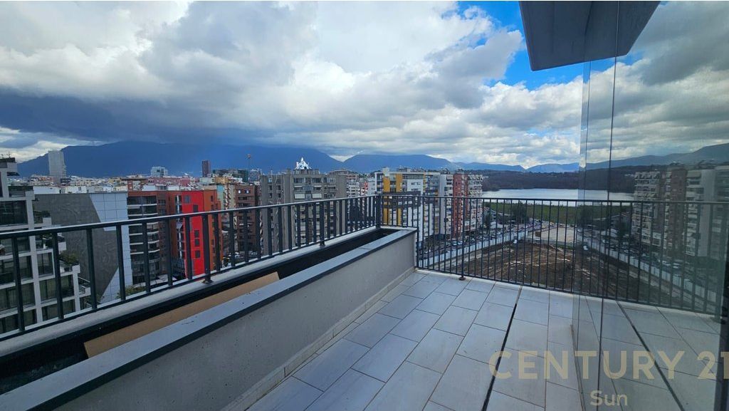 Apartament luksoz 3+1+2+2 Poste Parkimi per shitje tek Rezidenca Lake View