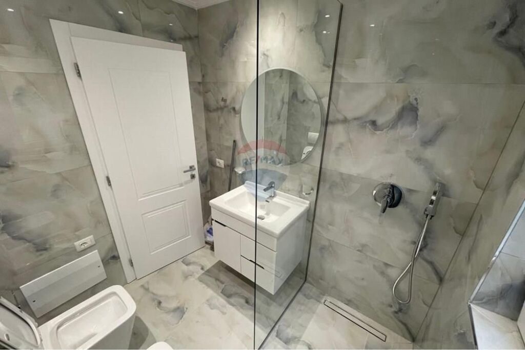 Apartament 2+1+2+ Post Parkimi Liqeni i Thatë