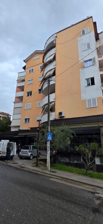 🏠 Jepet Me Qira Apertament 1+1+1bllk 