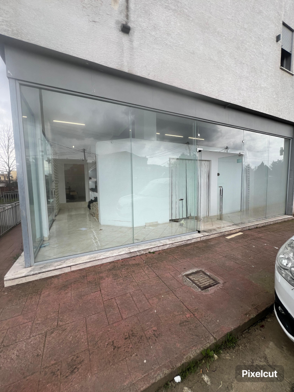 Business premises for rent