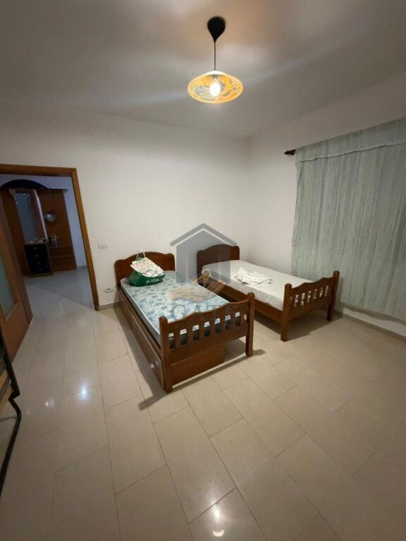 Affittasi Primo Piano di una Villa Vicino a Croce Rossa Durazzo