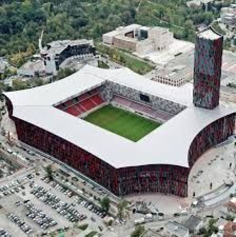 Jepet me qira apartament për biznes tek stadiumi Air Albania