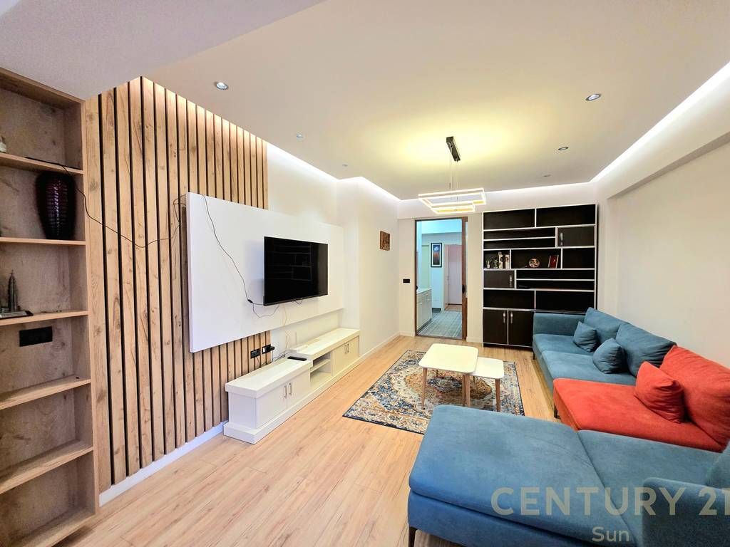 Luxury apartment 2+1+2 for rent on Kavaja Street