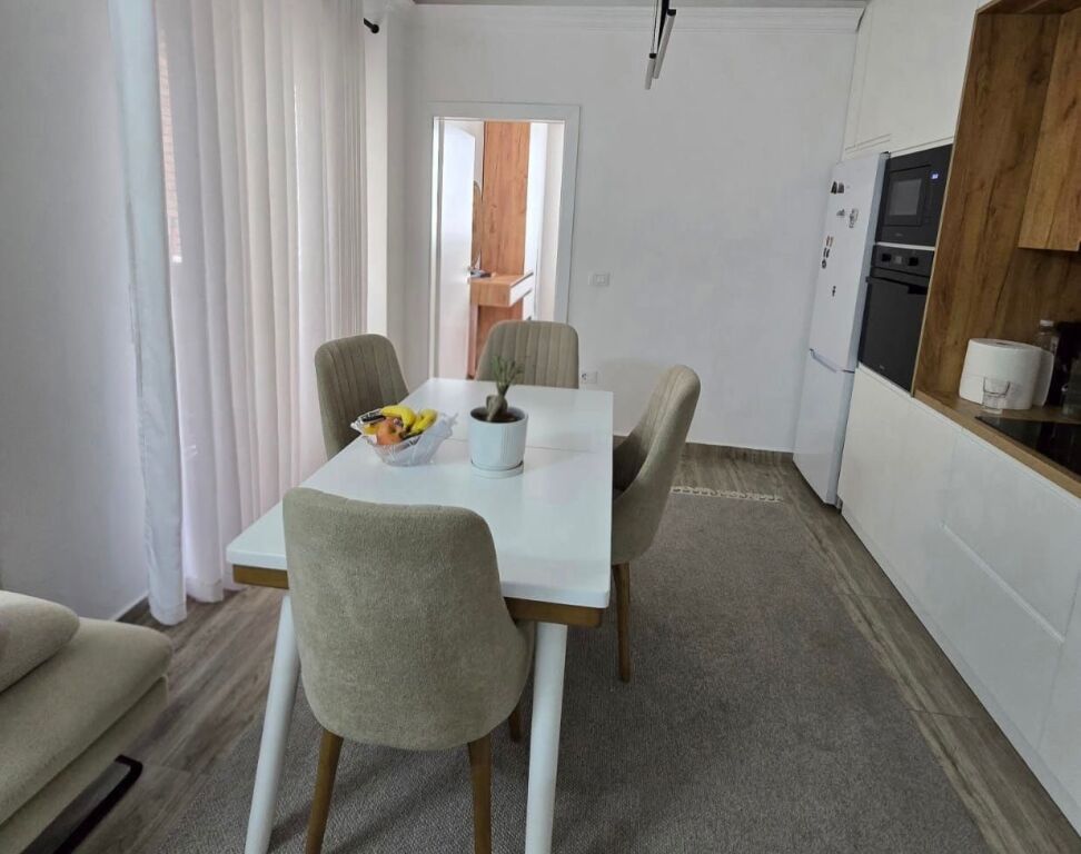 Shitet Apartament 1+1 , Tirana Golden Park 3