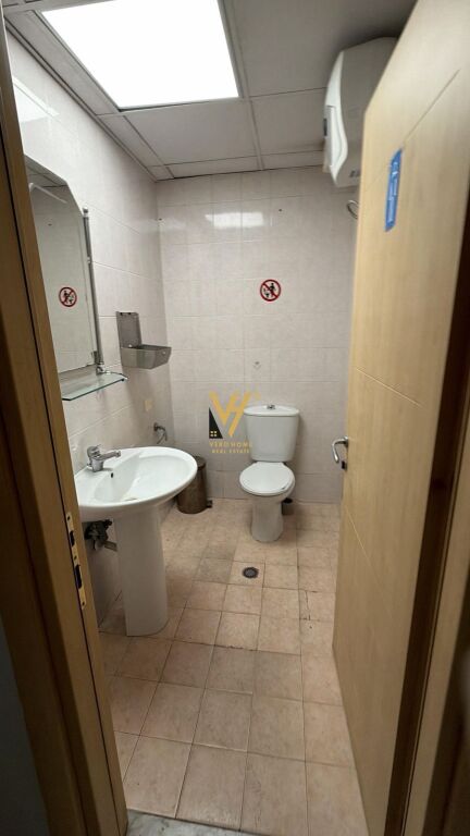 BUSINESS PREMISES 200 M2 FOR RENT NEAR WILLSON 3,000 EURO