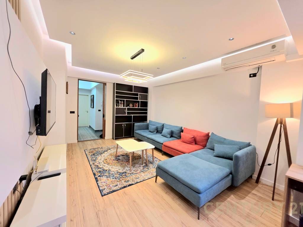 Luxury apartment 2+1+2 for rent on Kavaja Street