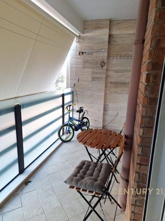 FOR RENT 2+1 APARTMENT WITH PARKING SPACE NEAR THE NEW BAZAAR