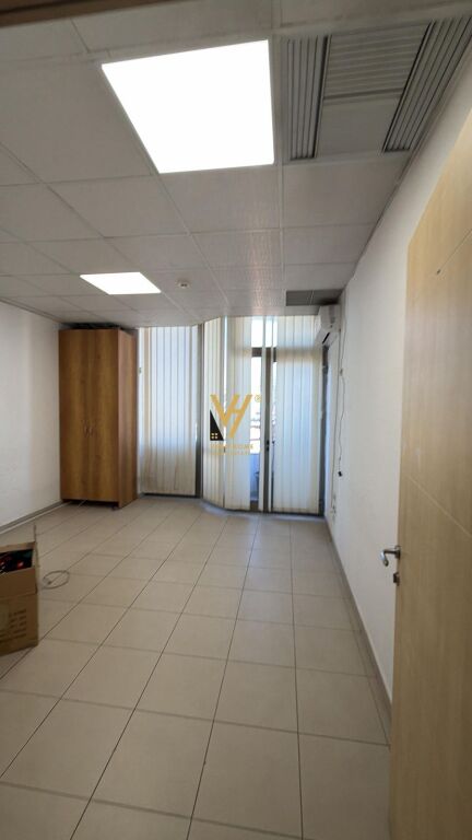 BUSINESS PREMISES 200 M2 FOR RENT NEAR WILLSON 3,000 EURO