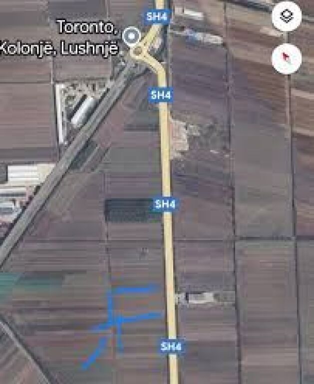 Land for sale on the Fier-Lushnje highway