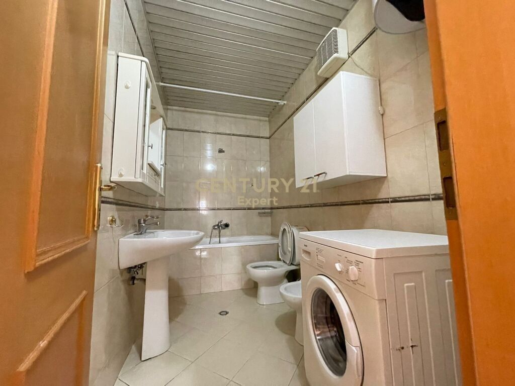 FOR RENT APARTMENT 2+1+2 NEAR THE UNIVERSITY BOOK
