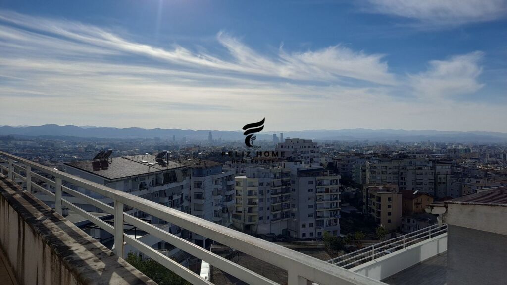 OFFICE FOR RENT 400 M2 FRESK 2500 EURO FH-57761