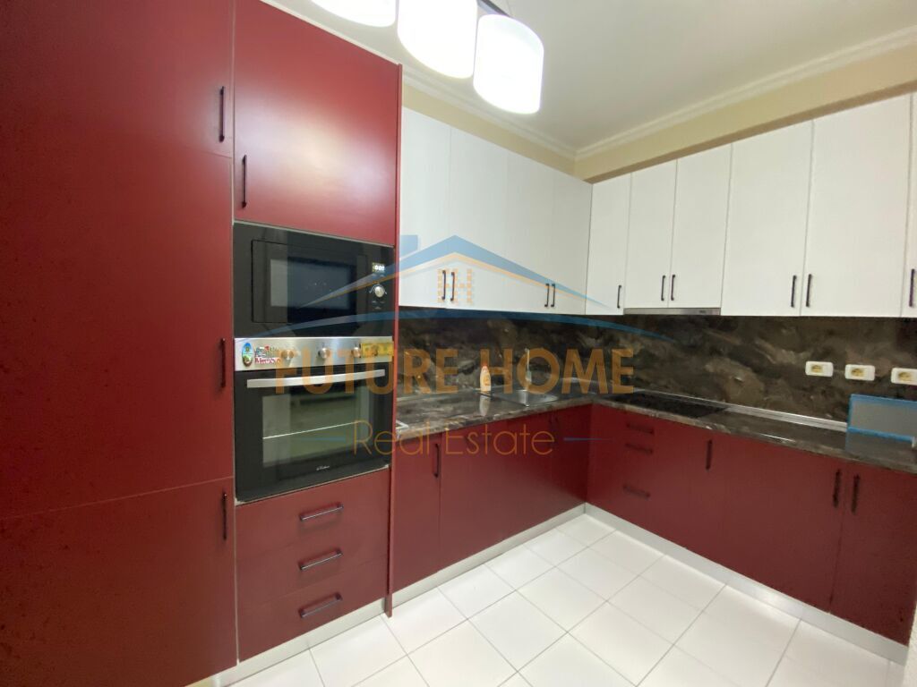 Qira, Apartament 2+1+2, Liqeni i Thate