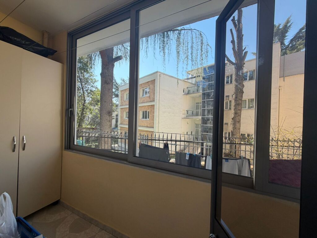 For sale, Apartment 3+1+2, Durrës Street, Tirana, 220000 €