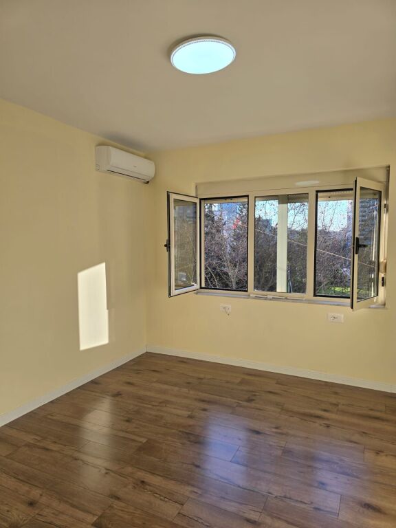 Office for rent, center