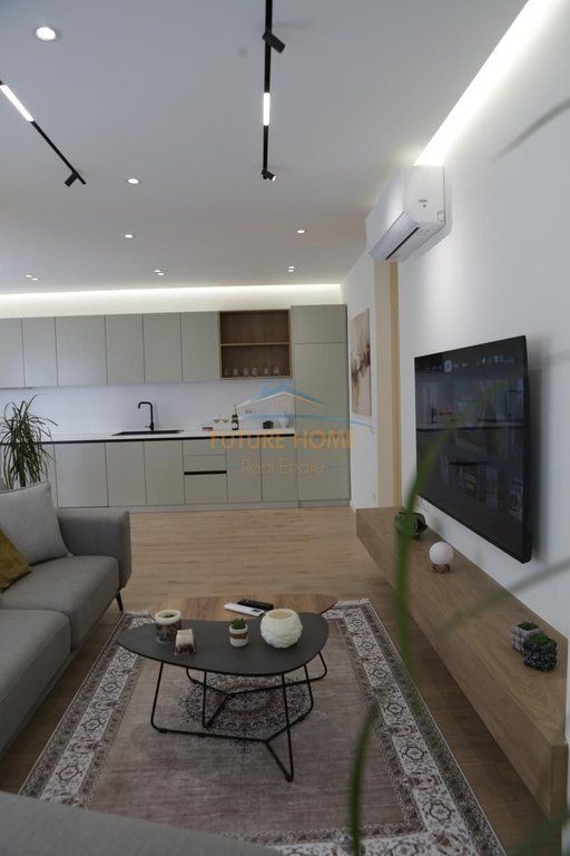 Qera, Apartament 2+1+2, Zogu Zi, Tiranë.