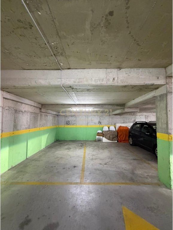 VENDESI APPARTAMENTO GIARDINO BOTANICO 1+1 90m² PIANO 5