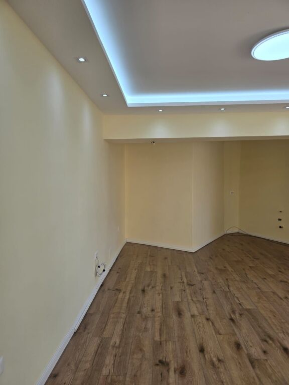 Office for rent, center