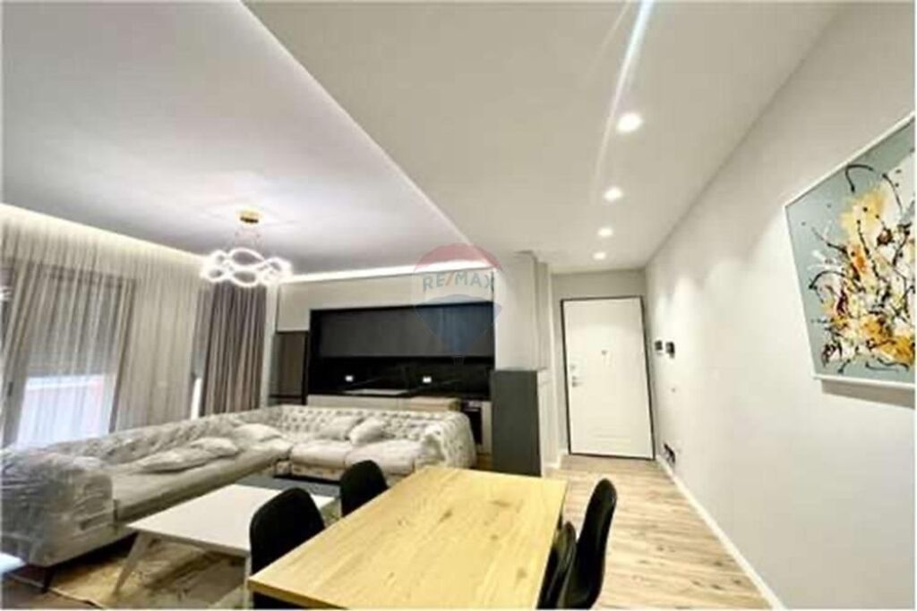 APARTAMENT 1+1 ME QIRA TEK KOMPLEKSI DELIJORGJI!
