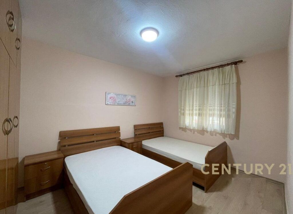 Apartment for rent 1+1, 21 Dhjetori