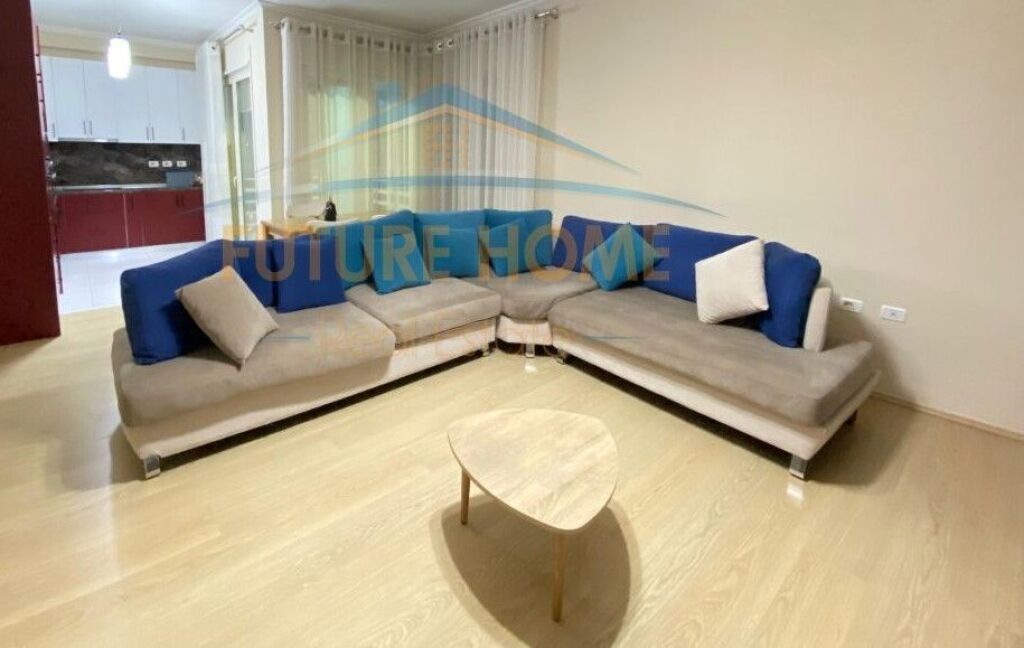 Qira, Apartament 2+1+2, Liqeni i Thate