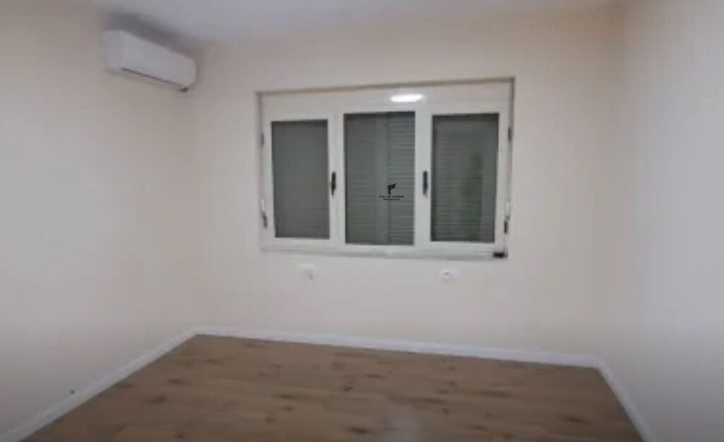 OFFICE FOR RENT 80 M2 CENTER 900 EURO FH-57717