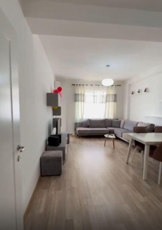 Apartment for rent in Astir