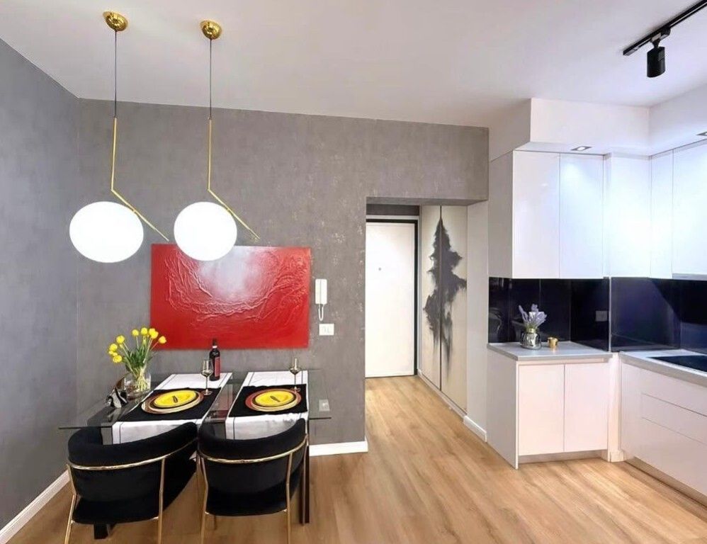 JEPET ME QIRA | APARTAMENT 1+1 — 21 dhjetori