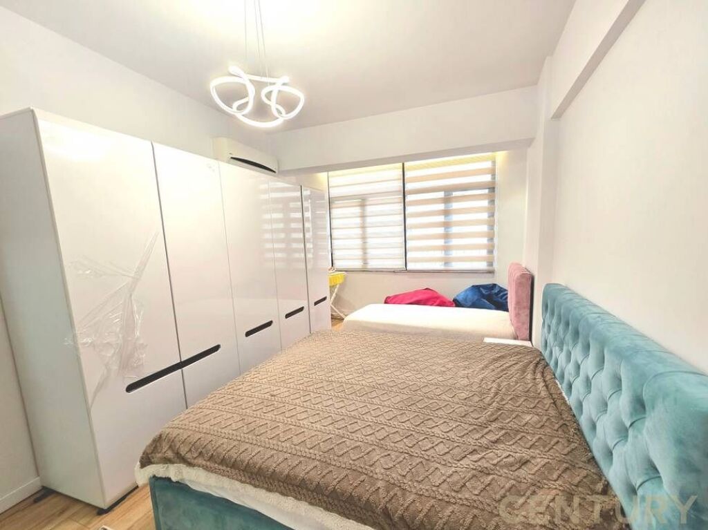 Apartament me qira 2+1, 21 Dhjetori