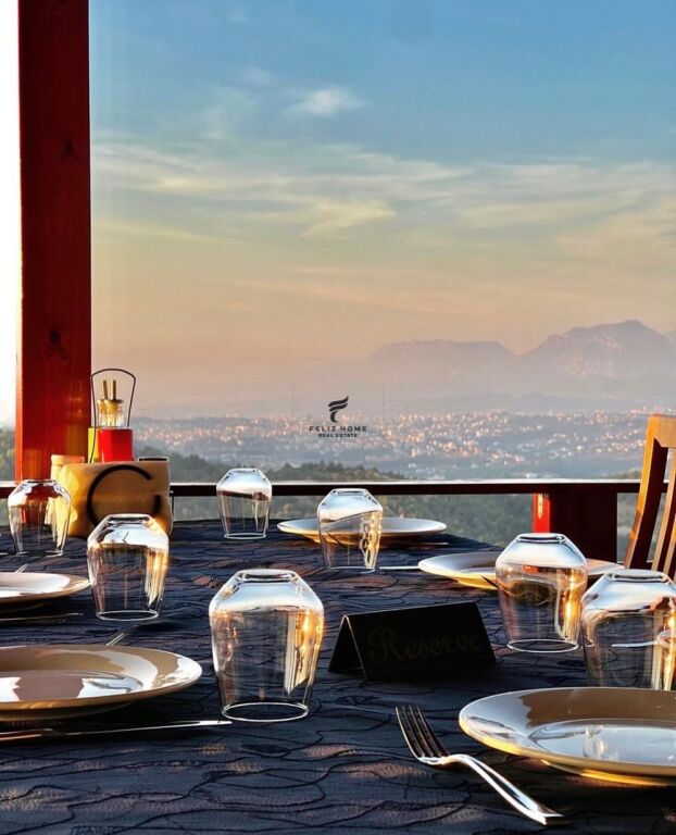 RESTORANT ME QERA 600 M2 PETRELE 3000 EURO