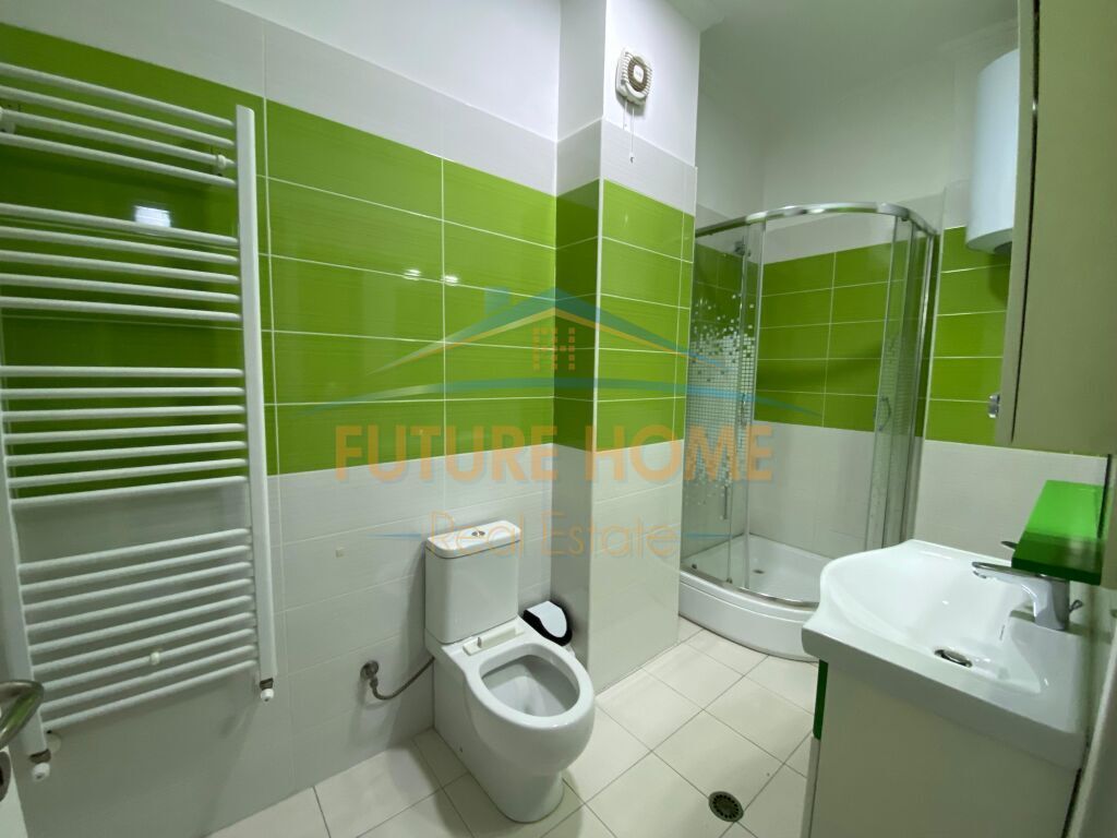 Qira, Apartament 2+1+2, Liqeni i Thate