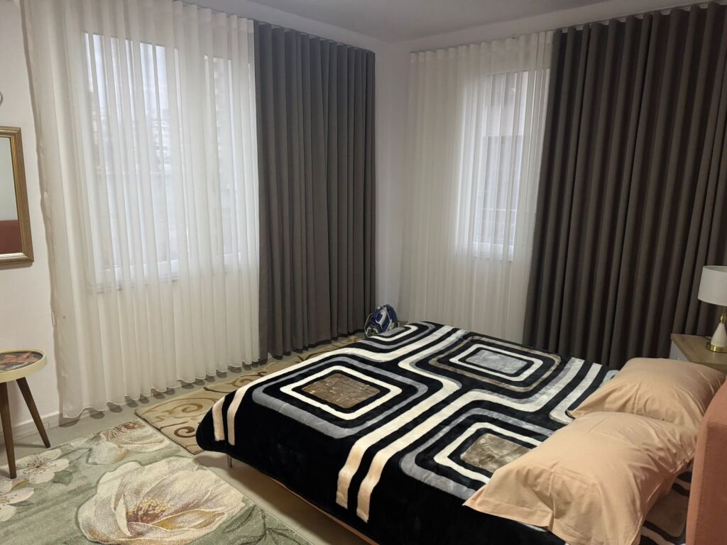 Apartament me qera 2 dhjetori