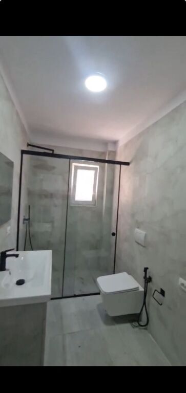 ZYRE ME QERA 74 M2 QENDER 68.000 LEKE - View 4