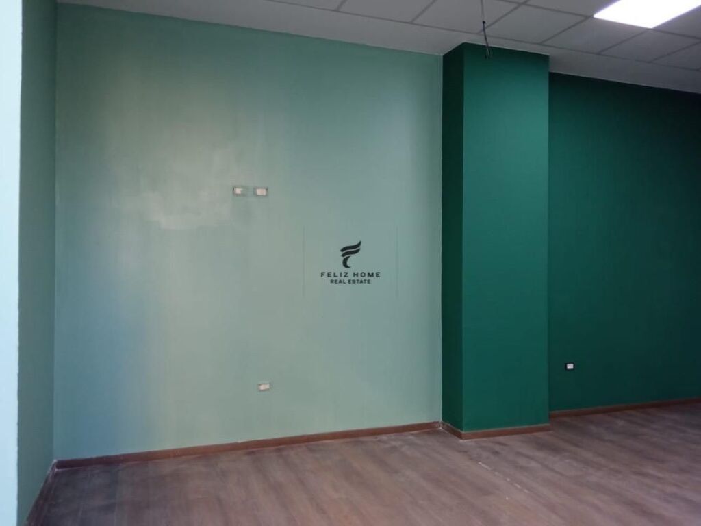 DYQAN ME QERA 50 M2 RRUGA NDRE MJEDA 750 EURO FH-57677