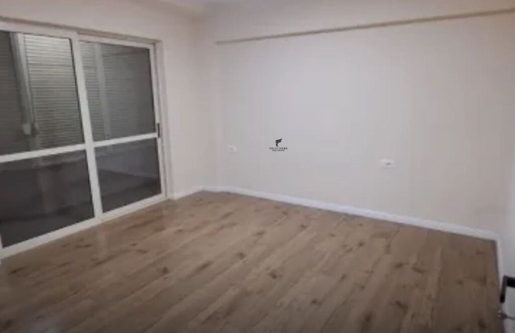 OFFICE FOR RENT 80 M2 CENTER 900 EURO FH-57717