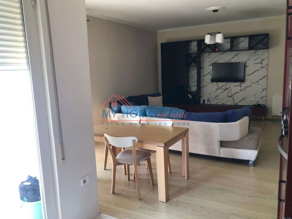 Apartament 2+1 me qera Liqeni i Thate ne Tirane