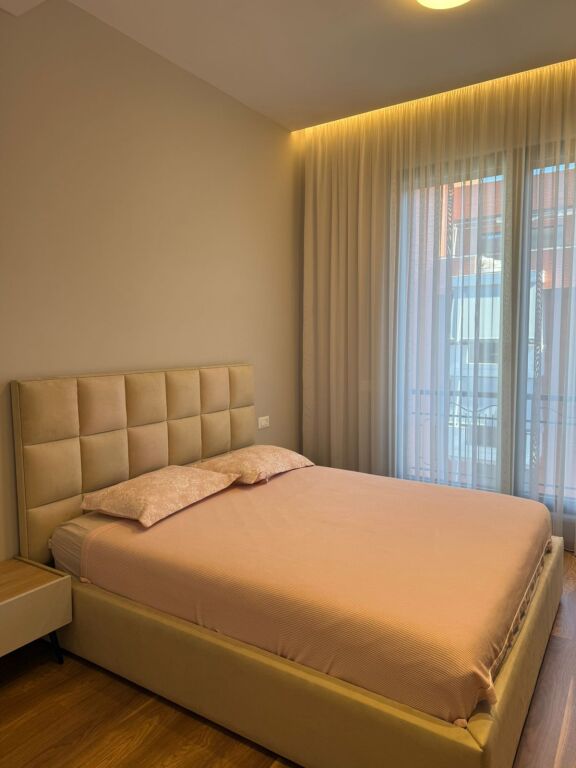 Apartament 2+1+2+parkim me qira ne Kompleksin Delijorgji