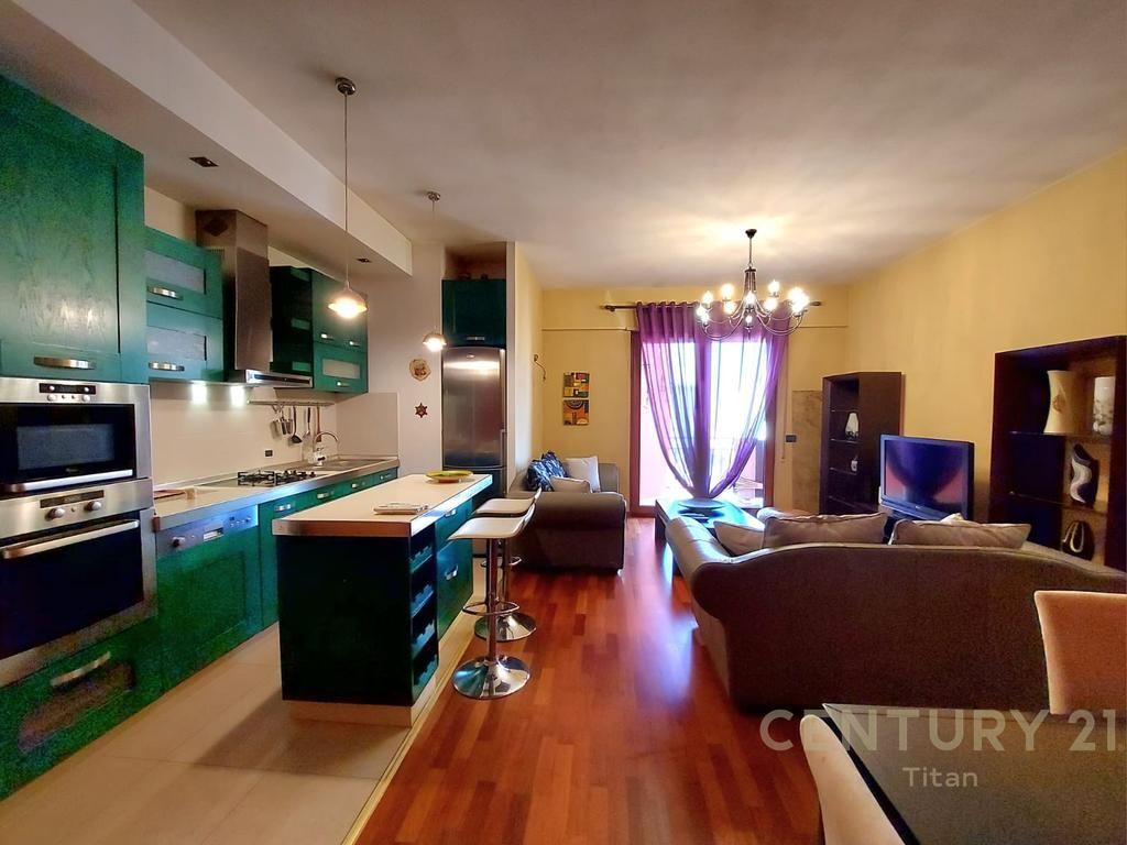 APARTMENT 2+1+2 FOR RENT ON BARRICADES STREET