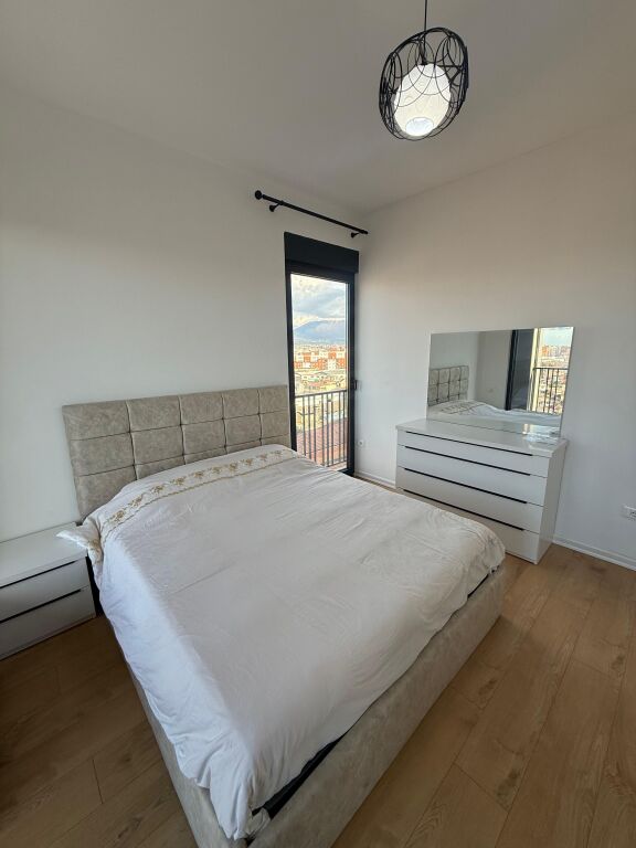 🏡 FOR RENT – SELITË  📍 Near “Turgut Ozal” College 2+1 Apartment 🏢 New building, with elevator 🛋️ Newly furnished 🛗 5th floor  💶 Price: 700€ (including garage)