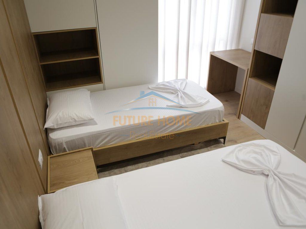 Qera, Apartament 2+1+2, Zogu Zi, Tiranë.