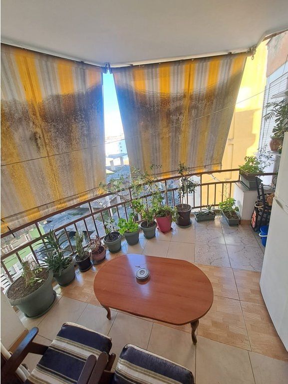 Apartment 2+1+2 for sale in Bllok
