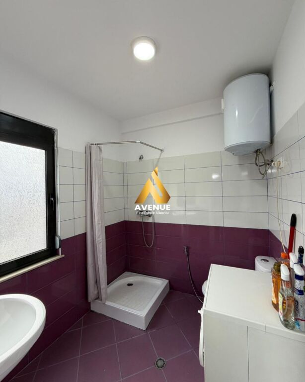Appartamento 1+1 in vendita vicino a Casa Italia, Tirana