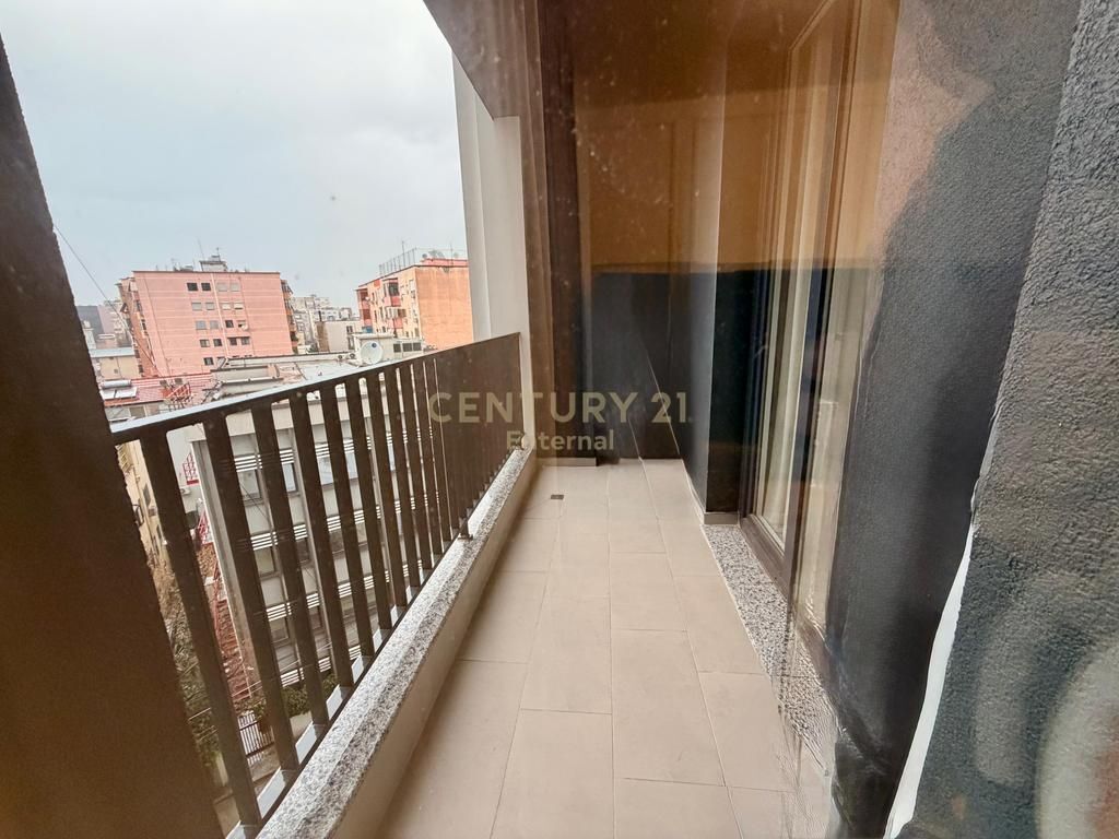 1+1 80m2 7° piano Comune di Parigi