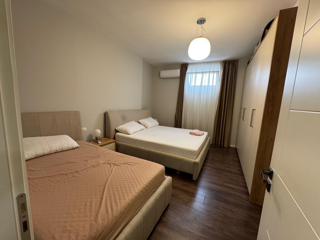 📣 AFFITTO Appartamento 1+1 📍 Tra il Nuovo Viale e il 5-Maggio 🛣️ Via "Besa" ✨ 💶 Prezzo 45.000 Lek al Mese