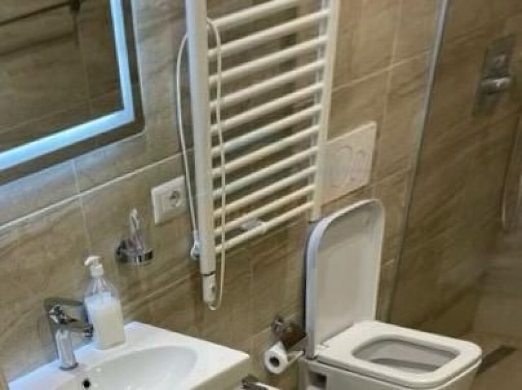Rent, Apartment 2+1+2 + Parking Space, Fresk (Linze) – Tirana