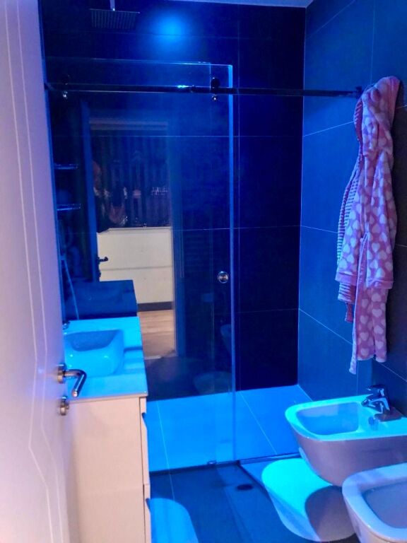 📣 QERA SUPER Apartament 2+1 Me 2 Tualete 📍 Ish Blloku, Sheshi "Willson" ✨